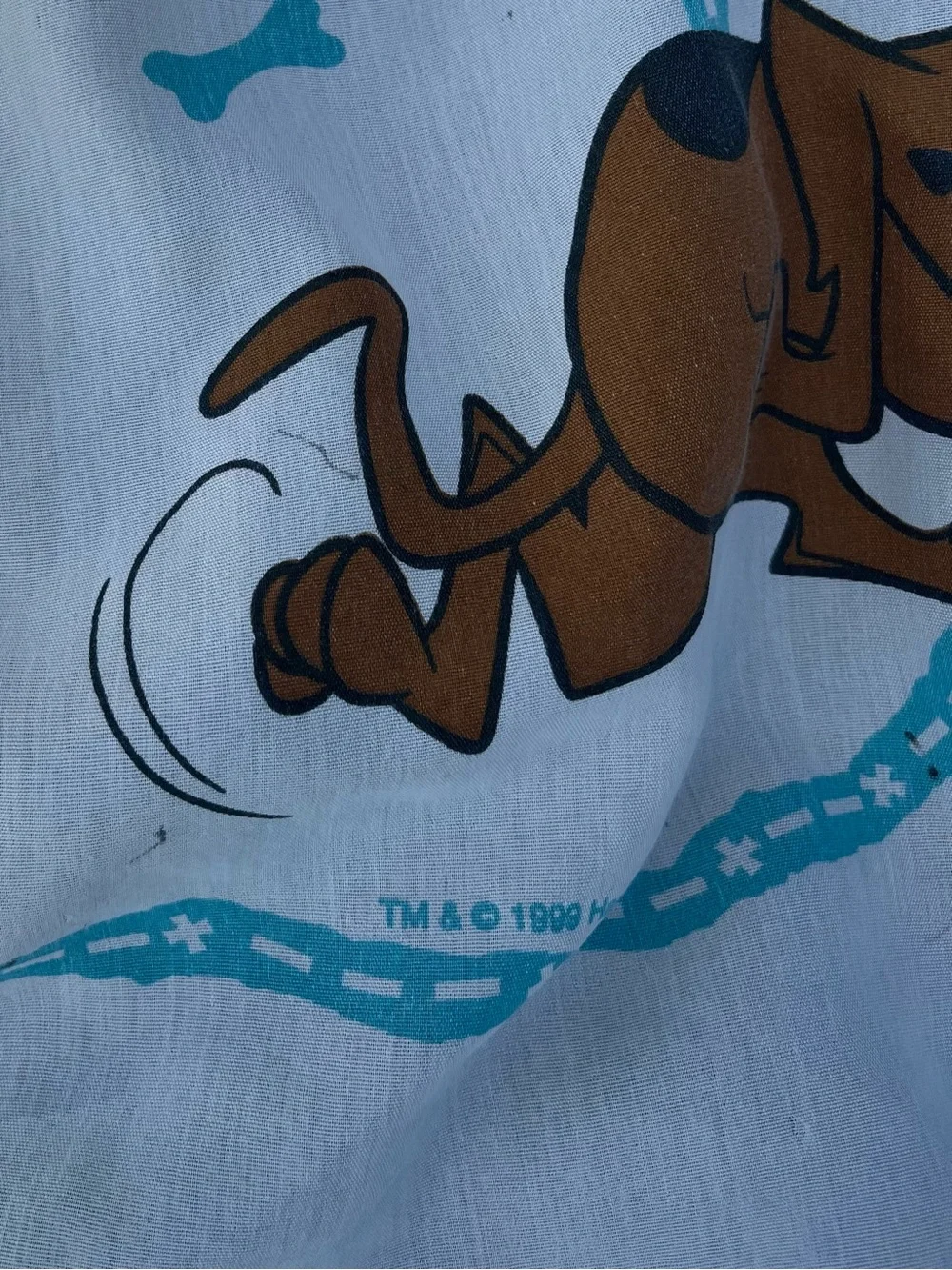 Vintage Dan River Scooby-Doo White Fitted Sheet with Brown Character Print